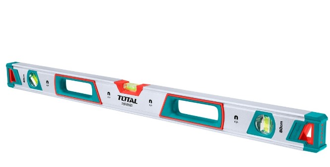 TOTAL NIVEAU À BULLE AVEC AIMANTS PUISSANTS 80CM 