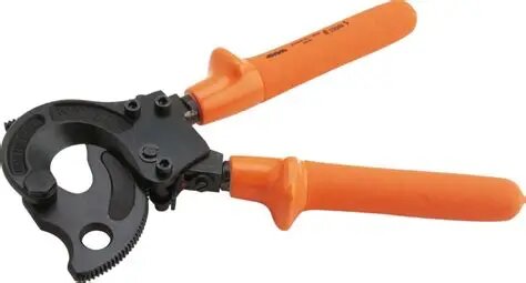 COUPE CABLE A CREMAILLER